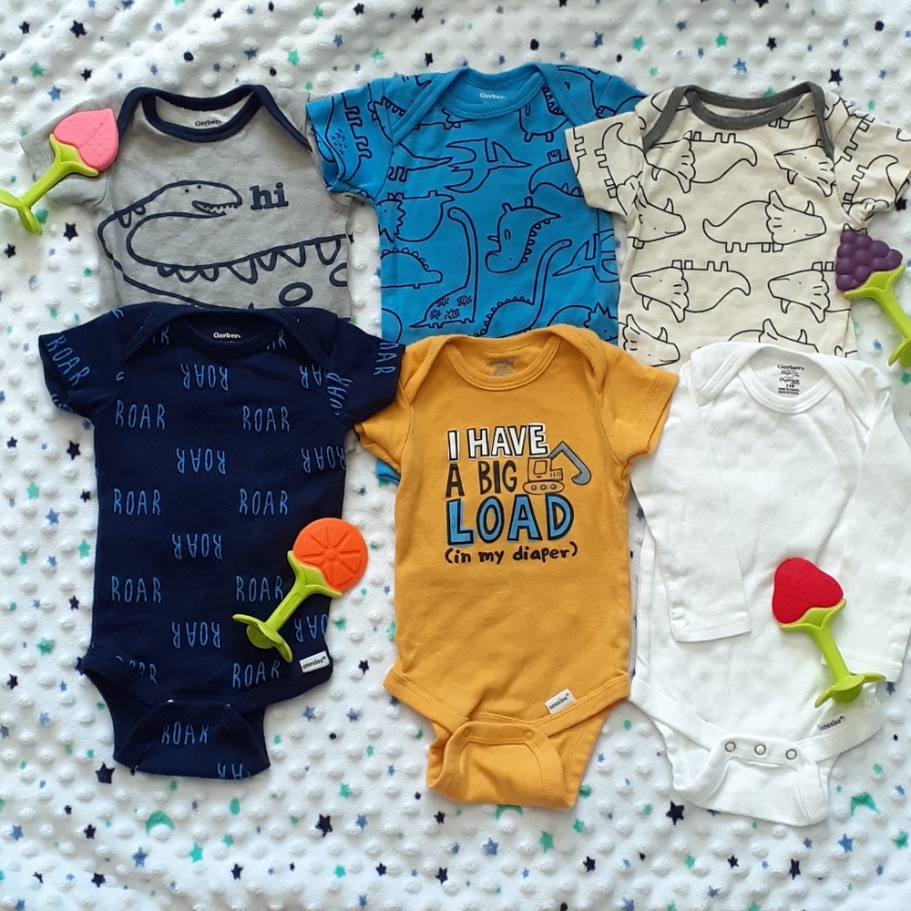 🌞3/$20 *Bundle deal* Newborn onesie set